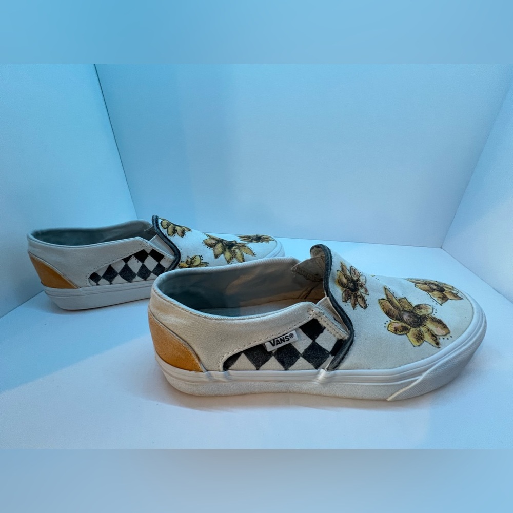 Womens Vans Slip Ons Sun Flower Size 7